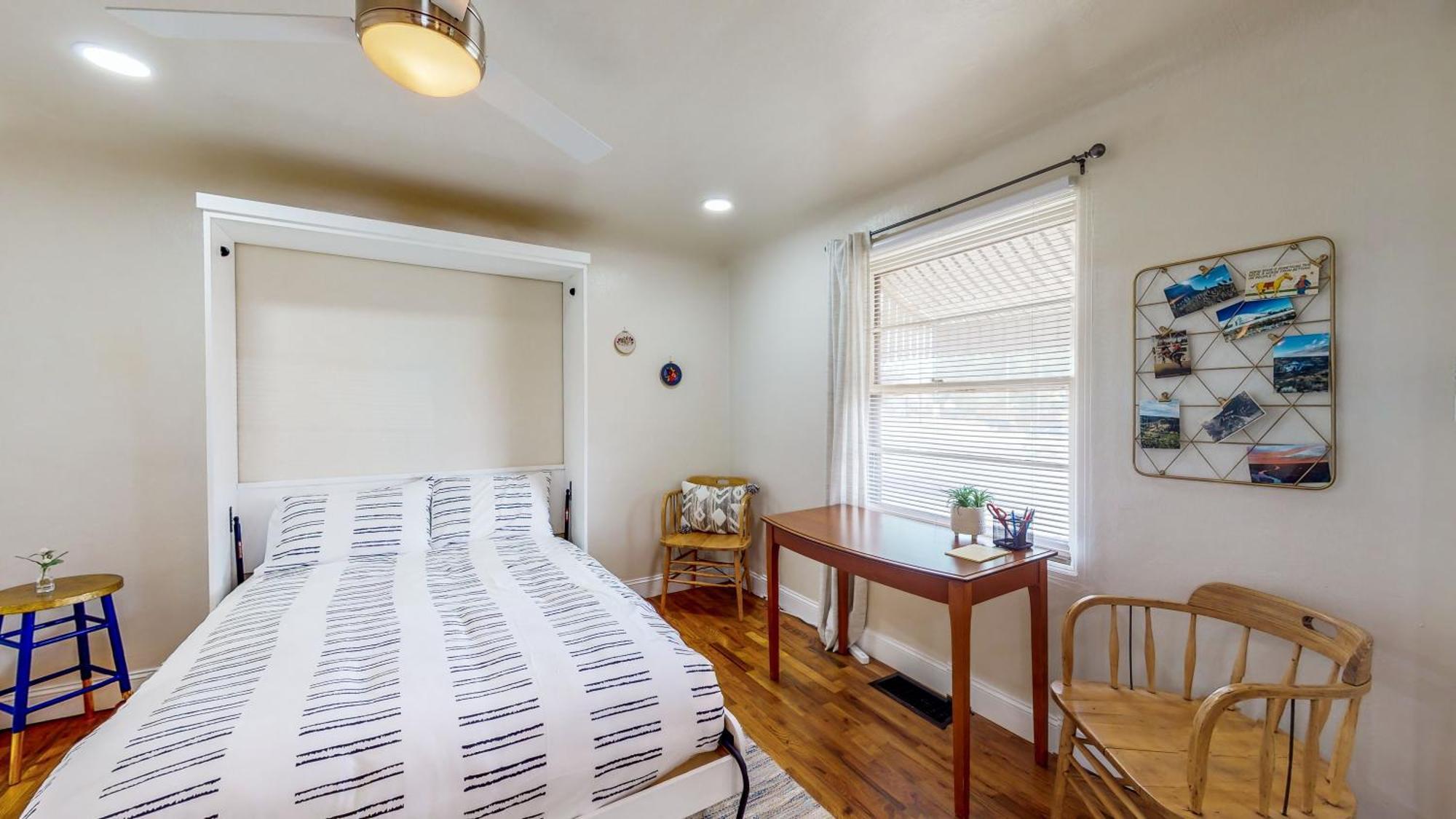 Charming Downtown Bungalow - King Bed, Office توين فولز المظهر الخارجي الصورة